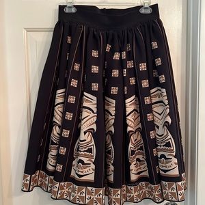 Oblong Box Shop Tiki Skirt M